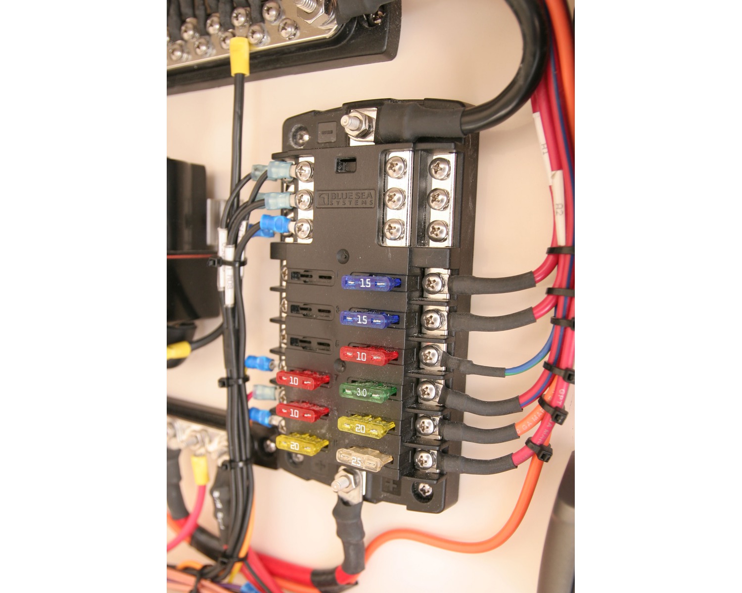 Standard Circuit de dispositif de protection pour Aut... Lot de 5 Blue Sea ATC 20 Amp Fusibles 