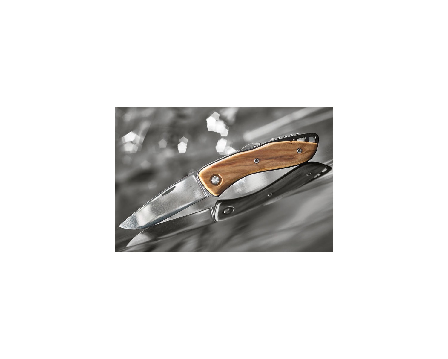 folding knife Wichard Aquaterra Lame + Tire-bouchon Back Lock Steel 80 mm  handle Olive / kevlar wood