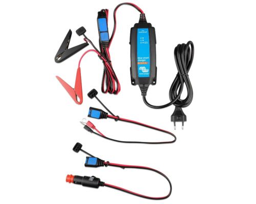 Blue Smart IP65 Charger 6V/12V-1.1 230V CEE 7/16 Retail